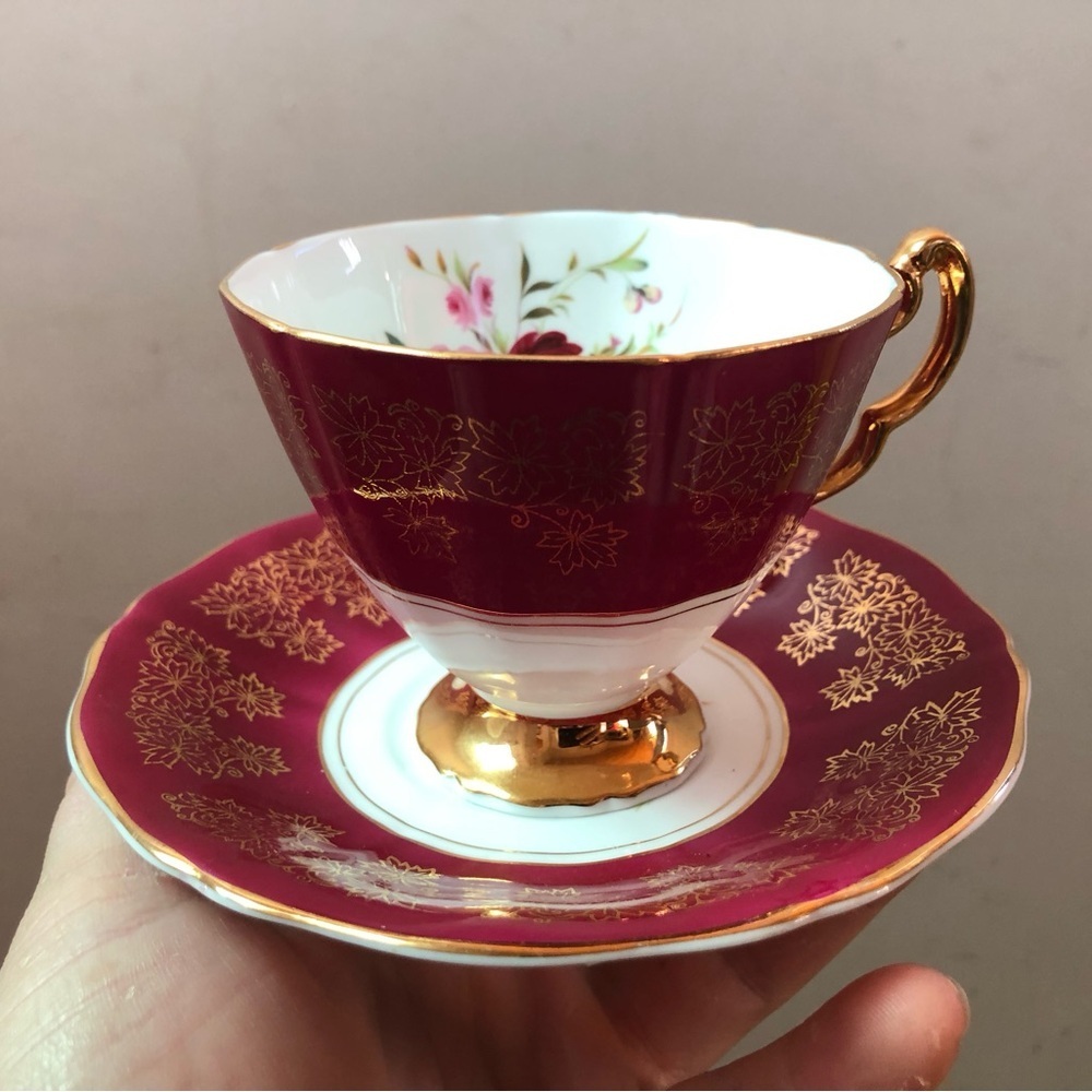 🐱 VINTAGE Adderley | teacup and saucer set.